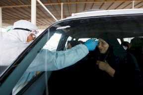العراق.. مصاب بكورونا يقيم وليمة لـ80 شخصا والسلطات مصدومة!