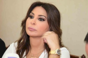إليسا تستعين بمقولة لعلي بن أبي طالب لمحاربة "كورونا"