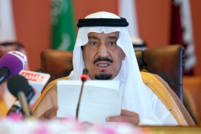 ملك السعودية لشعبه: المرحلة المقبلة ستكون أكثر صعوبة