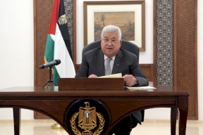 الرئيس عباس يوجه رسالة للعُمال والأسرى المحررين