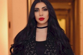 بالفيديو- فنانة بحرينية تكسر الحجر الصحي بالرقص في السيارة