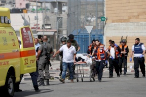 إصابة خطيرة لعامل في تل أبيب