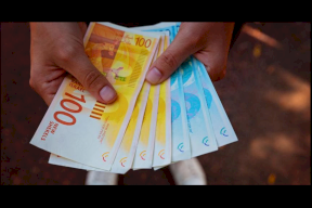 وزير العمل: بدء صرف 700 شيقل لـ 40 الف و500 عامل متضررين بسبب كورونا