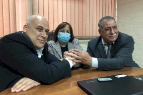 إنهاء الخلاف بين الأطباء ووزير العمل