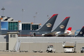 الأردن يعلن عن فتح مطار الملكة علياء لاجلاء الرعايا الفلسطينيين