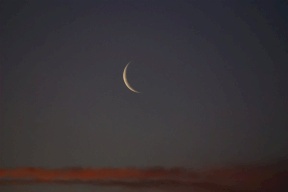 فلكي سعودي: عيد الفطر لن يكون الأحد