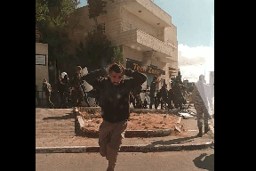 فيديو- إصابتان في مناوشات بين مواطنين والأمن ببيت لحم