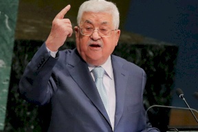 قيادي بفتح: الرئيس عباس قد يتعرض للحصار