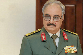 مسؤول بارز لدى الجنرال الليبي حفتر : لن نكون أعداء أبدًا لـ "تل أبيب"