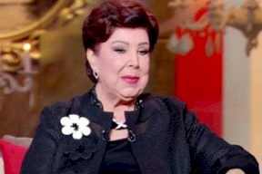 بصورة نادرة.. ابنة الفنانة رجاء الجداوي تصرخ: يا رب!