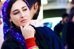 بالفيديو- حلا شيحة نادمة على عملية تجميل... هذا ما فعلته في وجهها