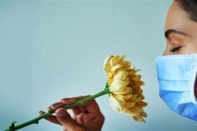 لماذا يفقد مصابو كورونا حاسة الشم؟