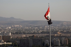 سوريا .. حجز أموال ضابط رفيع في الجيش