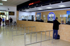 الخارجية تعلن عن المسموح لهم بالسفر خارج الوطن