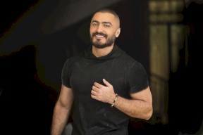 هل أصيب تامر حسني بفيروس كورونا؟