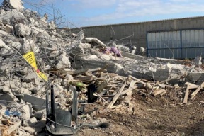 هدم قاعة أفراح واندلاع مواجهات في مدينة الطيرة بالداخل المحتل