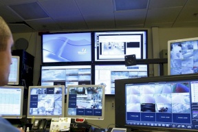 إسرائيل تراقب المنطقة بأكملها من السماء