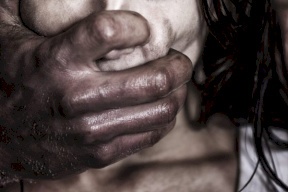 "صرخات أحلام".. تفاصيل جديدة في قضية مقتل فتاة أردنية على يد والدها