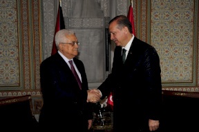 اتصال هاتفي بين الرئيس وعباس وأردوغان