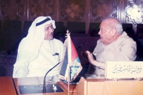 وفاة الشاعر الفلسطيني هارون هاشم رشيد