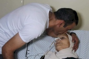 اسير امضى 16 عاما في السجن وبعد خروجه بـ 6 ايام توفيت والدته