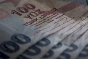 الليرة التركية تهبط إلى أدنى مستوى في تاريخها