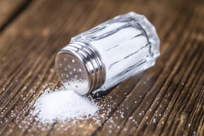 طريقة لمعرفة تأثير زيادة الملح في الجسم