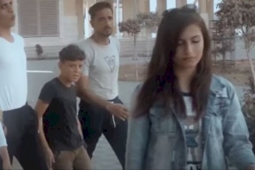 فيديو| "يا بنت يلي امك مزة".. أغنية تثير غضباً في غزة