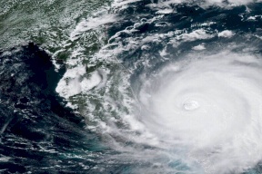 عاصفة مدمرة تضرب 48 ولاية أمريكية وتؤثر على 75 مليون نسمة
