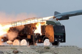 طهران: نحتاج إلى الصواريخ لاحتواء أمريكا وإسرائيل
