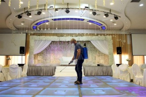 الصحة تنفي إعادة افتتاح صالات الأفراح 