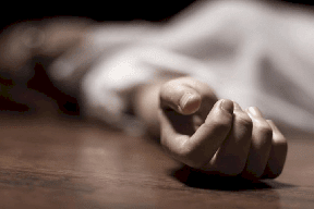 بعد تعرضها للتعذيب على يد زوجها.. انتحار معلمة سورية في إدلب