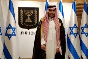 مدون سعودي يغني لنتنياهو "بيبي يا حبيبي"