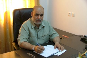 قيادي حمساوي يهاجم الرئيس وإسماعيل هنية