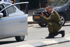 إسرائيل ترفض محاكمة ضابط قتل فتى بـ 3 رصاصات في ظهره