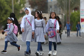 أكثر من مليون طالب يعودون لمقاعد الدراسة بالضفة والقدس