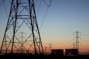 سلطة الطاقة توضح أسباب انقطاع الكهرباء ببعض المحافظات