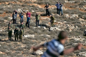 0404: إصابة ثلاثة مستوطنين أحدهم بجروح خطرة شرق رام الله