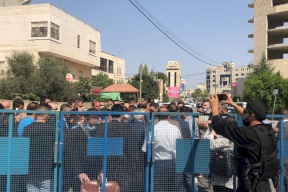 الشرطة تمنع احتجاجاً للقضاة أمام مجمع المحاكم