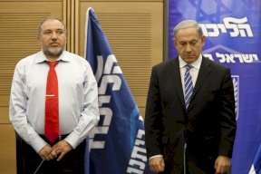 ليبرمان: نتنياهو يتخذ قرارات لاعتبارات شخصية 