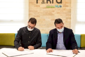 مجموعة الاتصالات الفلسطينية تدعم برنامج فاوندر انستيتيوت في فلسطين