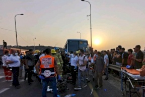 حادثا سير داميين في طولكرم وشمال رام الله: قتلى وجرحى