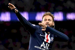 نيمار الهدّاف التاريخي للبرازيل يعود لسانتوس ويحلم بمونديال 2026