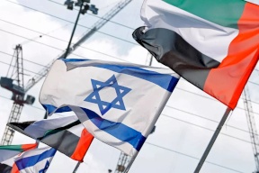 الإمارات تدرج التطبيع في مناهج المدارس