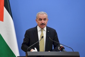 اشتية يكشف عن وساطات دولية لحل أزمة المقاصة