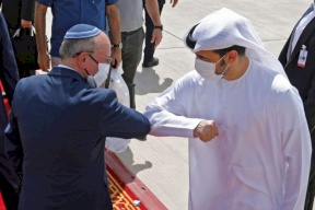 دبلوماسي إماراتي: على الفلسطينيين العودة للحوار مع إسرائيل