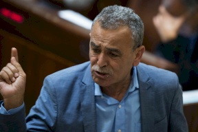 نواب بالمشتركة يهاجمون التطبيع: حليف إسرائيل عدونا