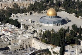 المقدسيون يتنازلون عن صحتهم حمايةً للأقصى!