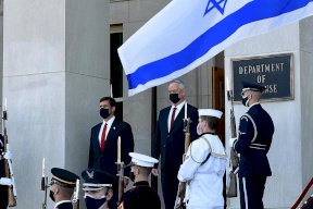 غانتس في أمريكا لضمان التفوق العسكري على أبوظبي