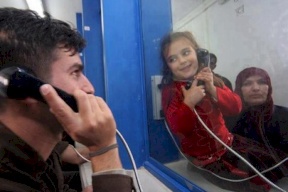 الصليب الأحمر يعلن تعليق زيارات الأسرى